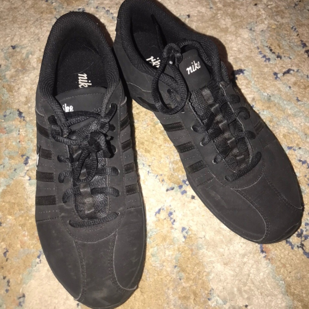 Nike black shoes